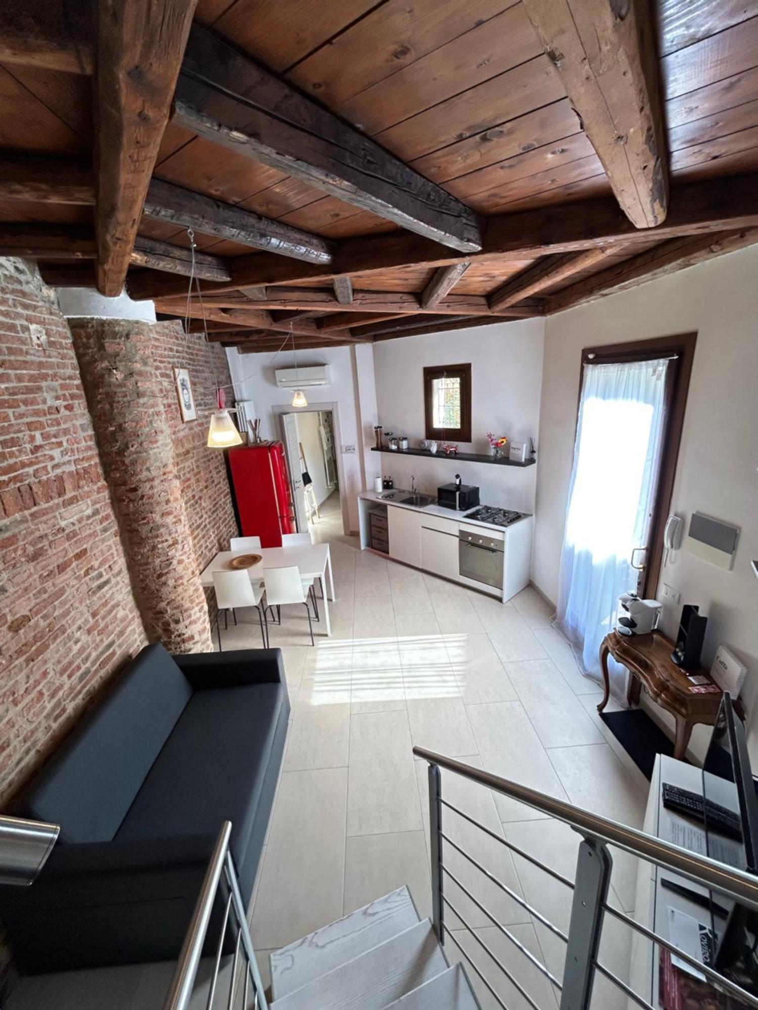 Chiesetta Abside Ex Seminario -Apartment โรวีโก ภายนอก รูปภาพ